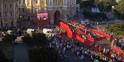 В Одесі відбулася гламурна та вишукана церемонія відкриття міжнародного кінофестивалю