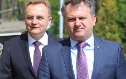 Синютка поздравил Садового с победой на выборах мэра Львова