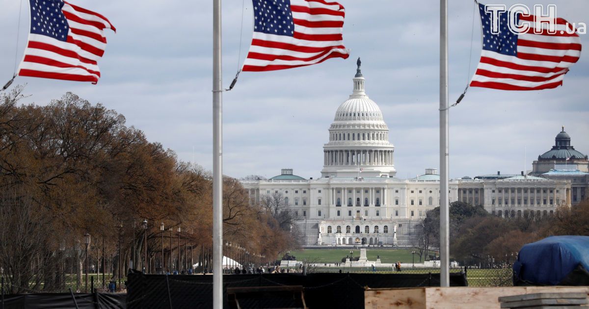 США оголосили про заморожування всіх активів фігурантів "кремлівського списку"