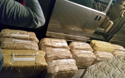 У Венесуелі затримали судно з українцем, що везло майже 150 кг кокаїну