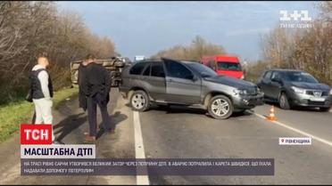 Під час ДТП на трасі "Рівне-Сарни" травмувалися четверо людей