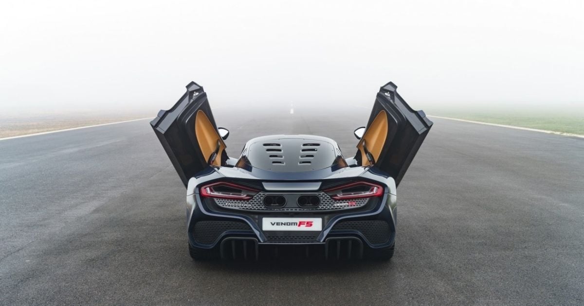 400 километров в час: Hennessey разогнала до бешеной скорости гиперкар Venom F5