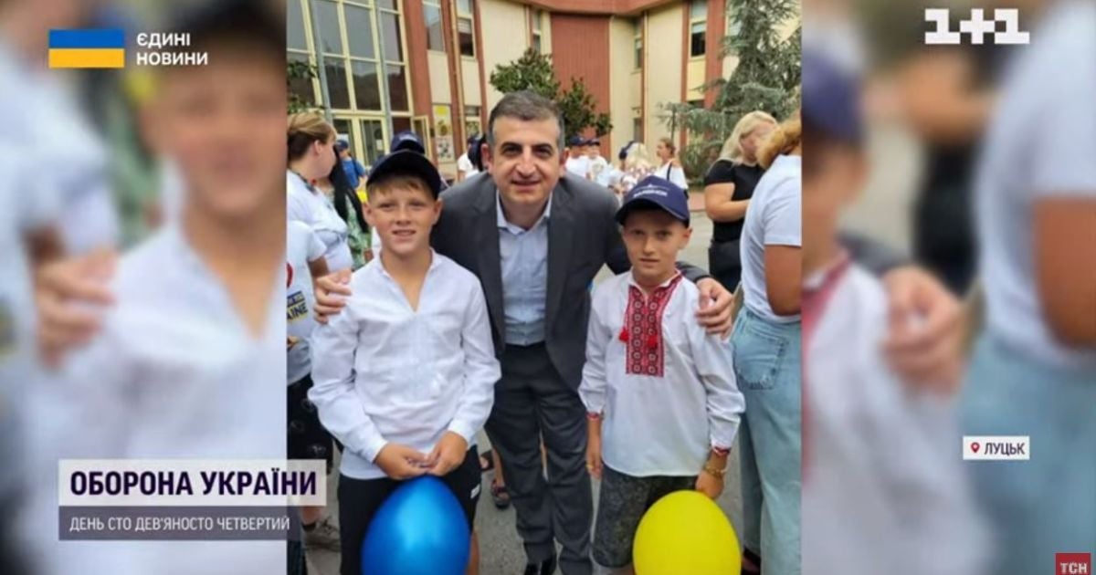 Школьникам-волонтерам, собиравшим средства на "Байрактар", турки подарили поездку на завод производителя