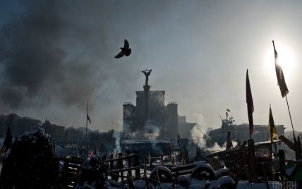 На Майдане силовики забирали у людей шины, но активистам удалось их зажечь - СМИ