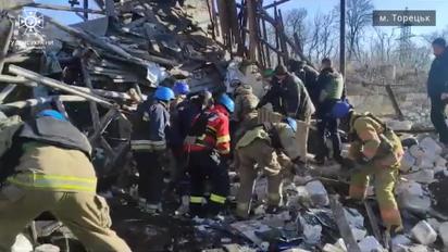 На месте попадания в Торецке завершен разбор завалов