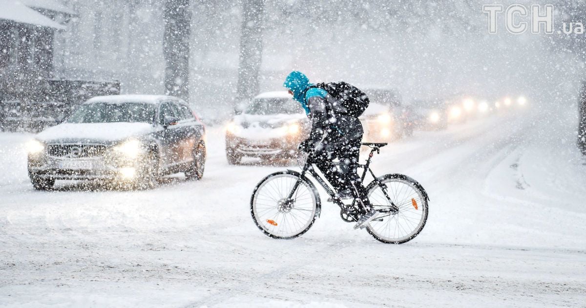 Четвертый месяц зимы продолжается. Синоптики предупреждают о снегопадах, метелях и лютых морозах