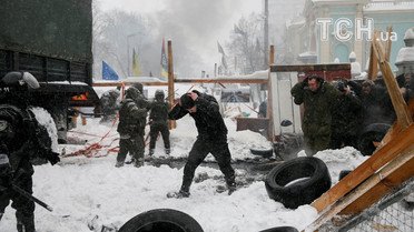демонтаж наметового містечка біля ради_12 / © Reuters