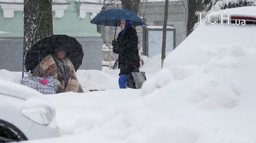 У перший день березня Україну засипало снігом. / © Reuters