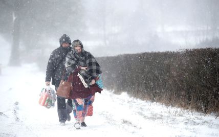 Київ знову замете снігом. Як вберегтися від травм під час ожеледиці
