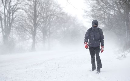 Синоптики попереджають про снігопади і хуртовини у більшості областей