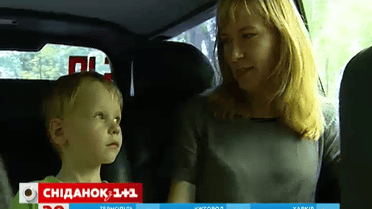 Никогда не оставляйте ребенка в машине в жару