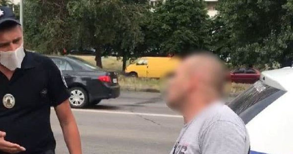 В Киеве водитель автобуса, находясь под действием наркотиков, возил пассажиров