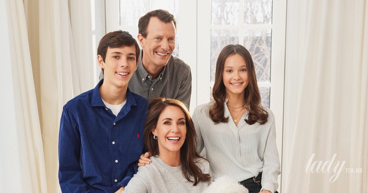 Принцеса Марі з чоловіком Йоахимом та дітьми