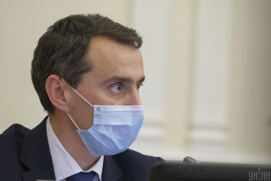 Стояв у черзі з людьми: Ляшко таємно побував у львівській лікарні, де лікують хворих на COVID-19