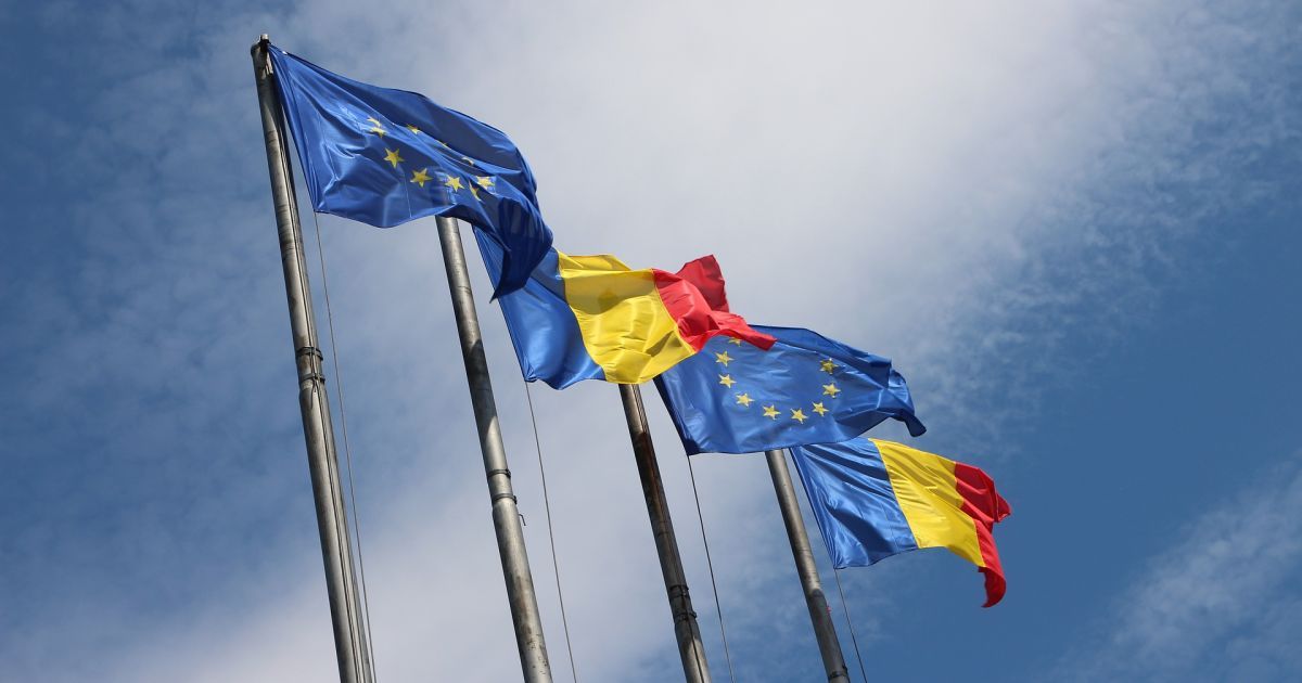 У Румунії на виборах президента переміг проєвропейський кандидат Нікушор Дан