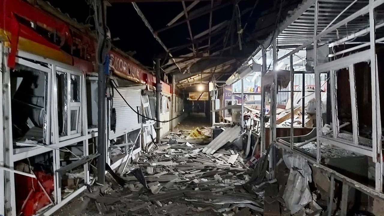© Голова Дніпропетровської ОВА Валентин Резніченко