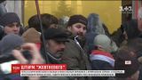 Правоохранители открыли три уголовных производства из-за штурма Октябрьского дворца