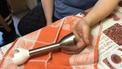 У Києві жінка засунула пальці до насадки ручного блендера: довелося викликати рятувальників
