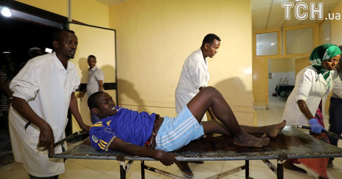 По меньшей мере 5 человек погибли на рынке наркотиков в Сомали