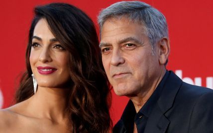Супруги Клуни, Уинфри и Спилберг отдали полтора миллиона на усиление контроля оружия в США
