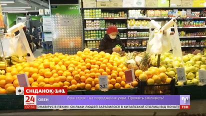Українці майже половину доходів витрачають на їжу