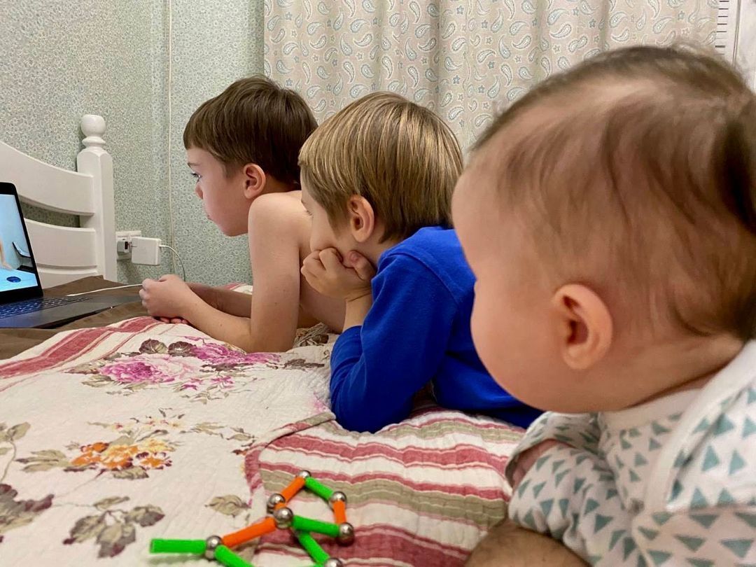 Дети Тараса Тополи и Алеши / © instagram.com/alyoshasinger