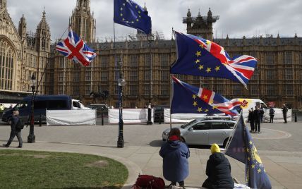 Поразка Джонсона: верхня палата британського парламенту проголосувала за заборону Brexit без угоди з ЄС