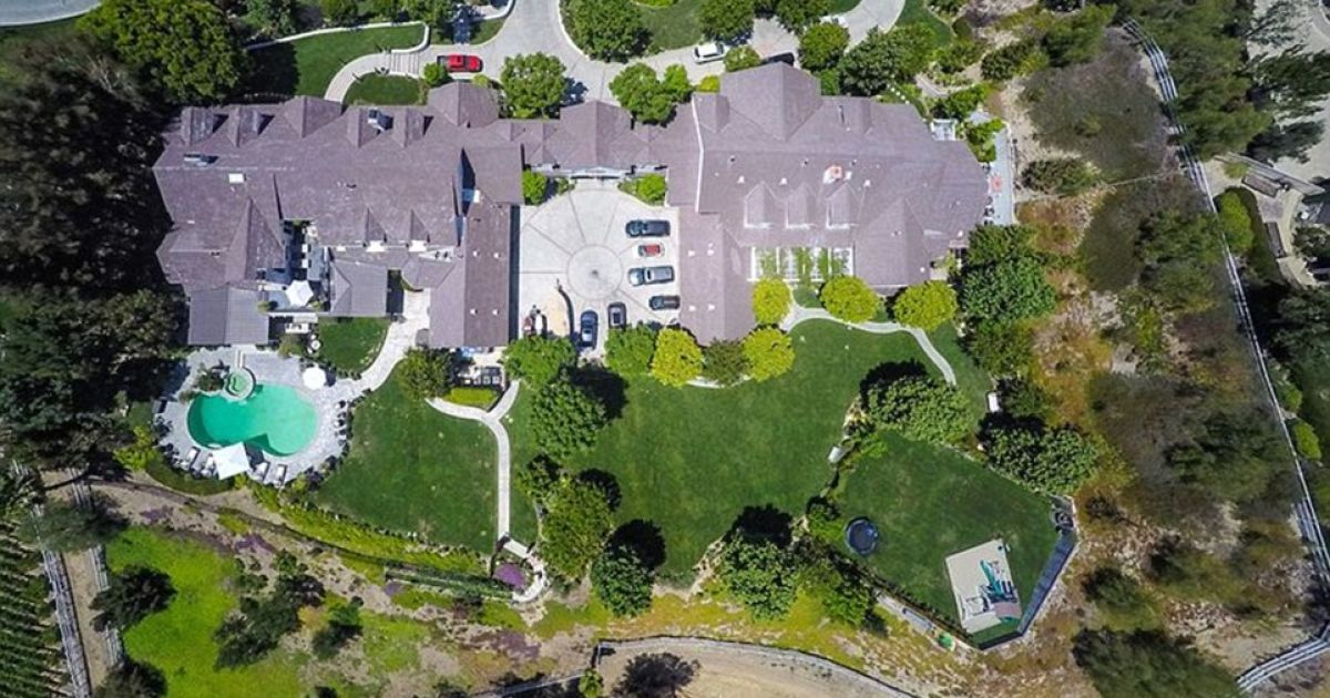 Лопес продает особняк за 12,3 миллиона долларов / © hiltonhyland.com