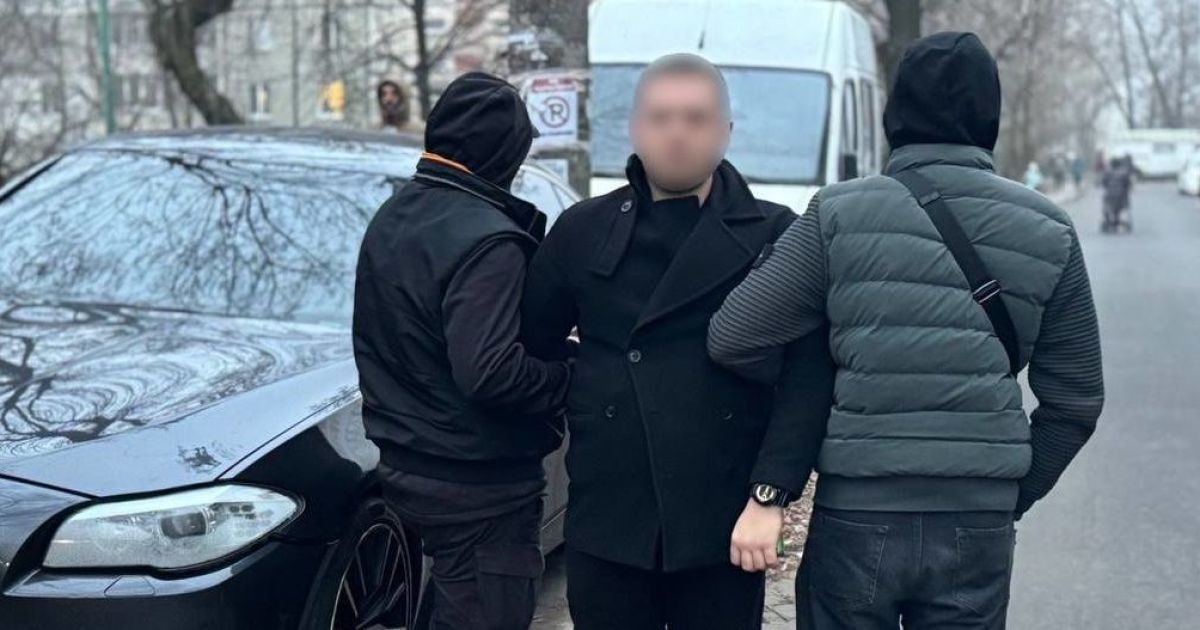 Задержанный мужчина