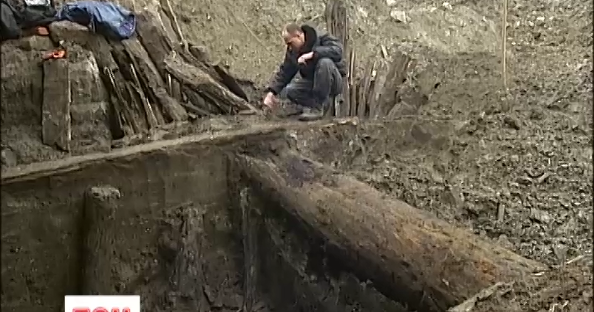 На Поштовій площі законсервували знайдені споруди часів Київської Русі