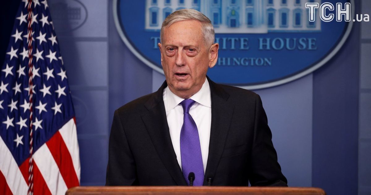 "Трамп выразил мне стопроцентную поддержку": глава Пентагона опроверг слухи об отставке