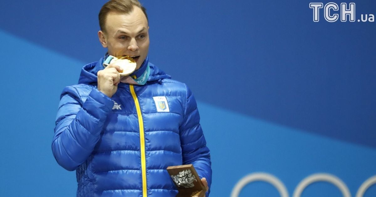 Порошенко вручил олимпийскому чемпиону Абраменко орден "За заслуги"