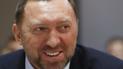 "Присутствие нежелательно". Трем российским олигархам закрыли вход на форум в Давосе