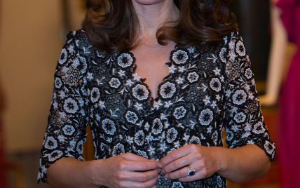 Хозяйка вечера: герцогиня Кембриджская пришла на торжественный прием в платье за 3 тысячи долларов