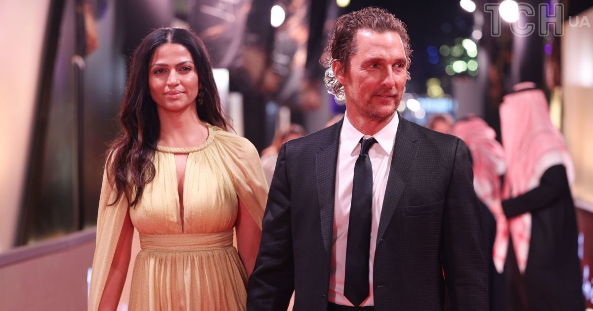 Камила Алвес и Мэттью Макконахи