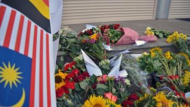 Украинцы вспоминают погибших у посольства Нидерландов. / © УНИАН