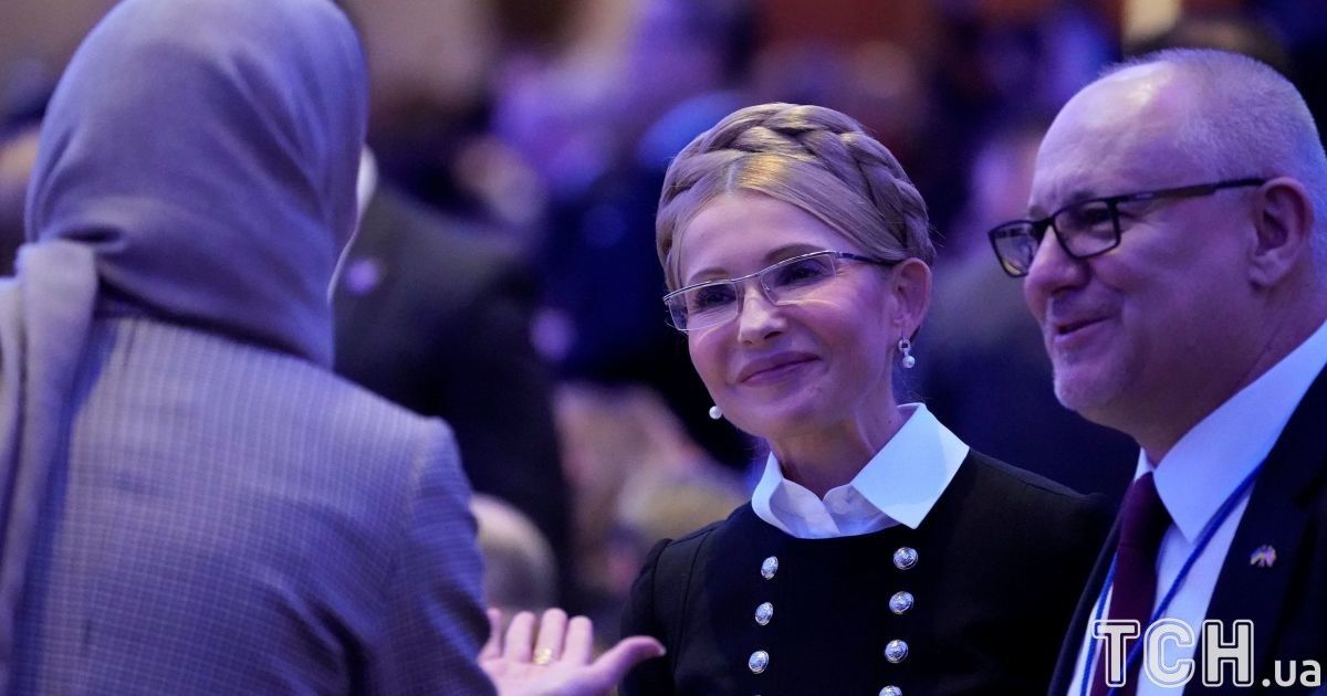 Тимошенко ігнорує запитання про походження грошей для лобістів із США