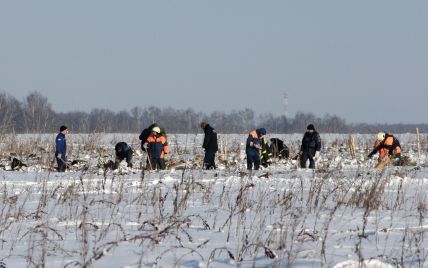 На месте крушения Ан-148 в России до сих пор лежат останки тел - родственники погибших