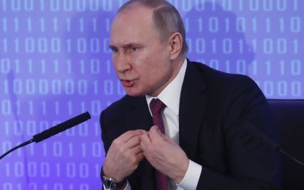Путин посоветовал заменить в анекдоте тракториста, которого хотели изнасиловать, на доярку