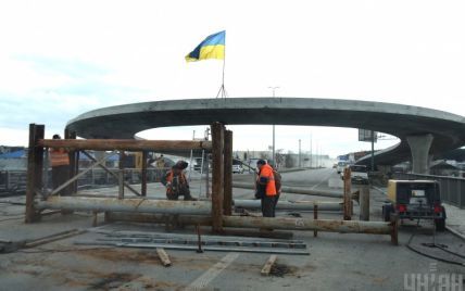 В Стоянке под Киевом полностью восстановили взорванный мост: движение открыли в обе стороны