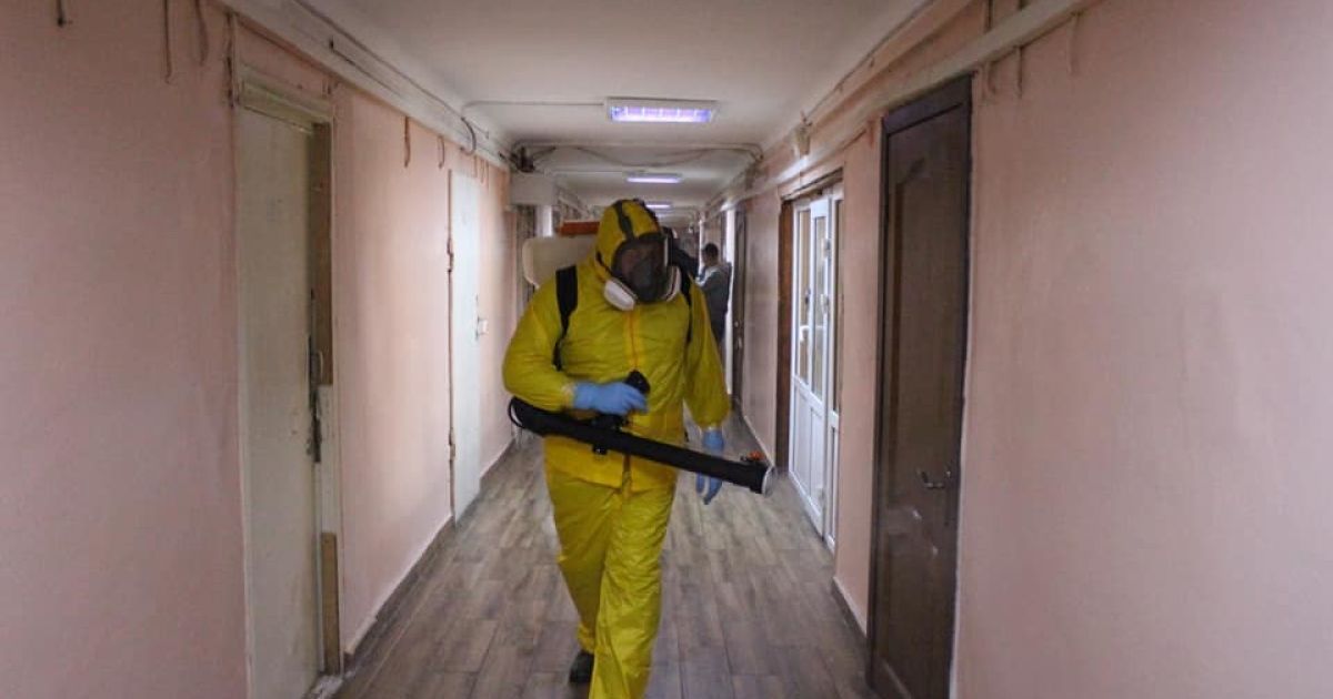 Освіта на карантині: Шкарлет розповів чи виселятимуть студентів з гуртожитків