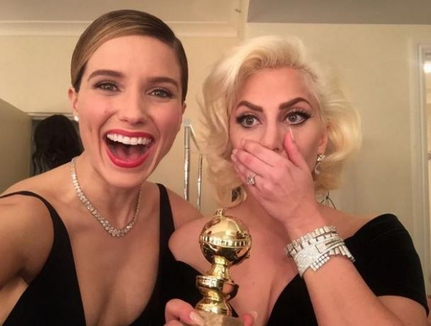 Lady Gaga, Тейлор Кинни, отдых, пляж, наряд, папарацци — Шоу-бизнес