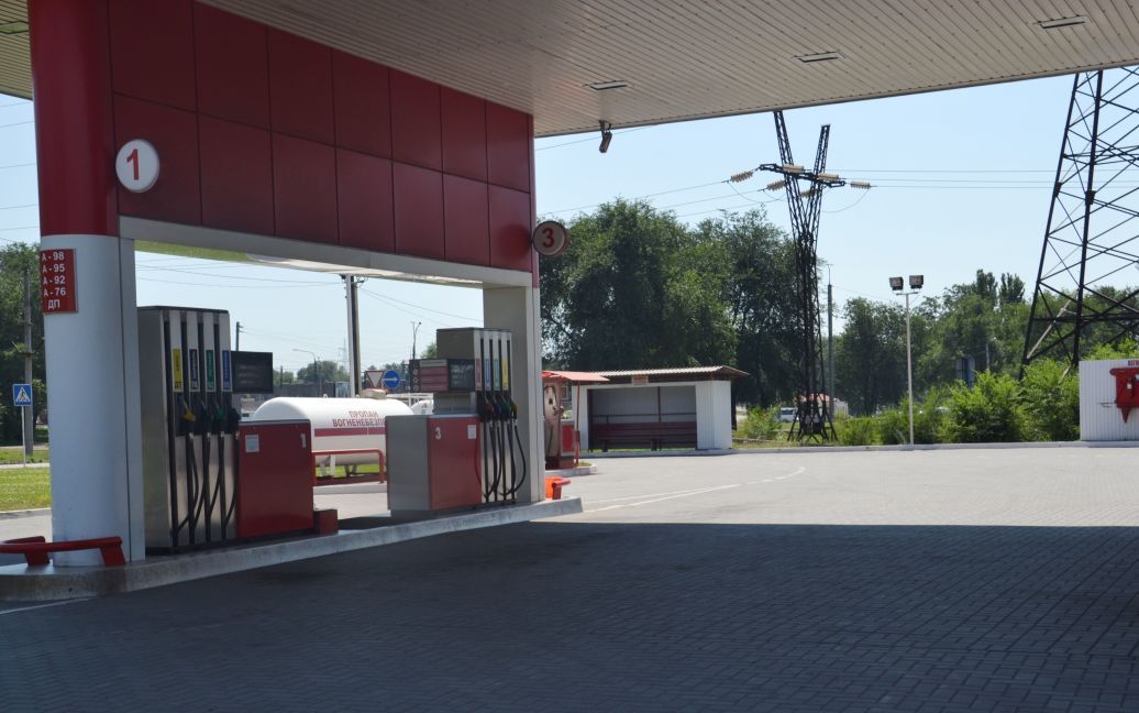 Нефть реализовывали через сеть нелегальных заправок / © Пресс-служба МВД Украины