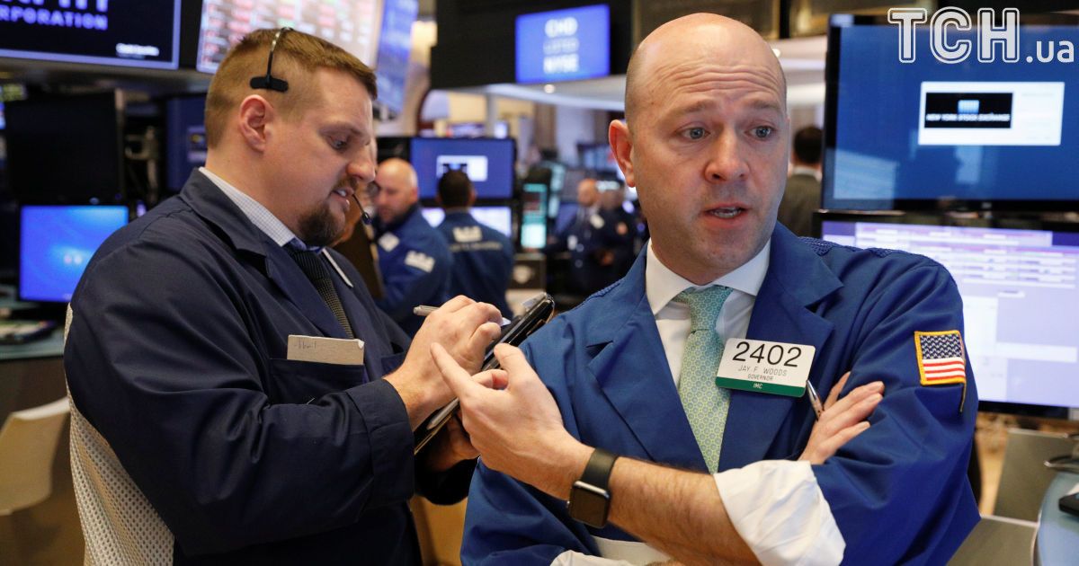 Новий обвал на фондовому ринку США: Dow Jones впав на понад тисячу пунктів