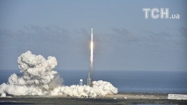 Запуск Falcon Heavy_1 / © Reuters
