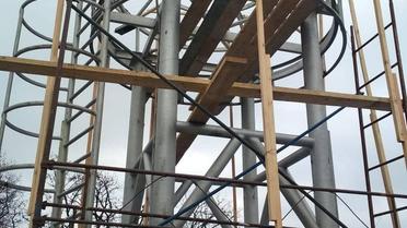 Розпочато ремонт пішохідного мосту на Столичному шосе