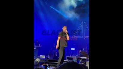 Лидер группы "Друга Ріка" Валерий Харчишин упал со сцены прямо на зрителей