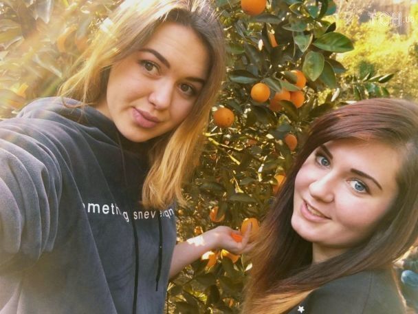 Алина Иванова и Анжела Седлецкая в течении пяти месяцев работали в Китае