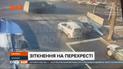 Проїхав на червоний та увігнався у легковик: водій маршрутки спробував проскочити перехрестя