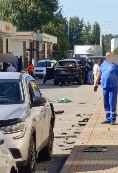 Фото с места взрыва автомобиля с российским подполковником в Санкт-Петербурге